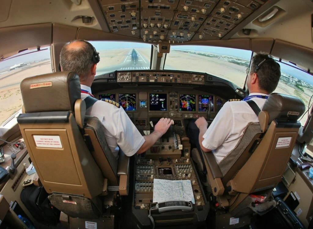 dünyanın en çok para kazandıran mesleği Pilot Maaşları